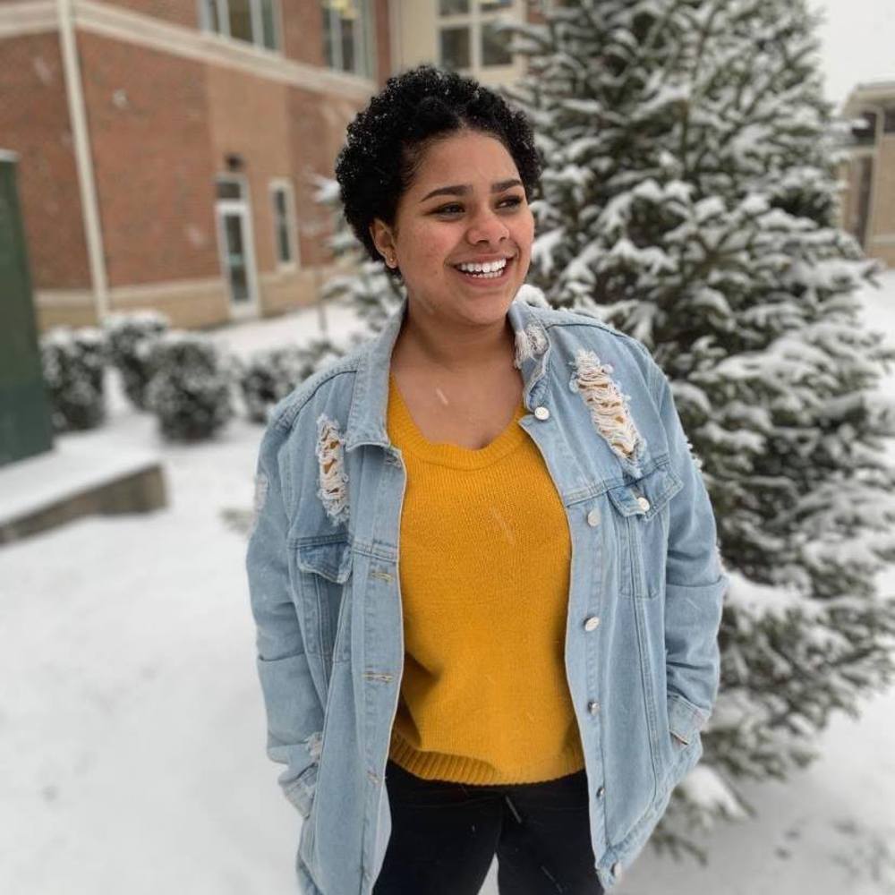 Meet your Posher, Hayley